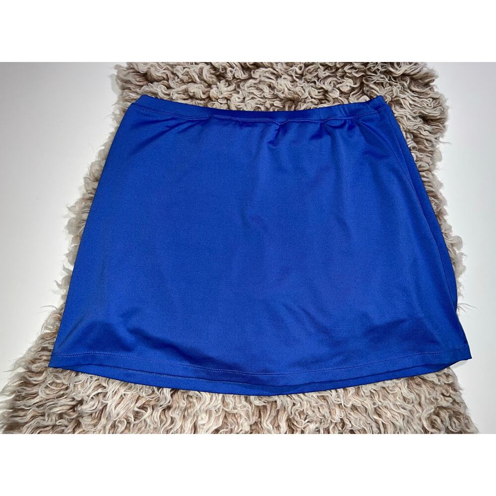 Prince women’s blue tennis shirt with built in shorts - Picture 10 of 10